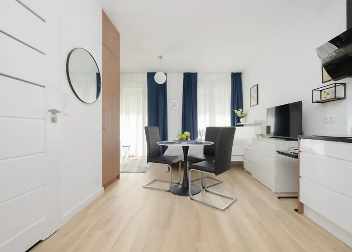 Sarmacka 25 1 Close To Medicover And Paley Apartament Warszawa